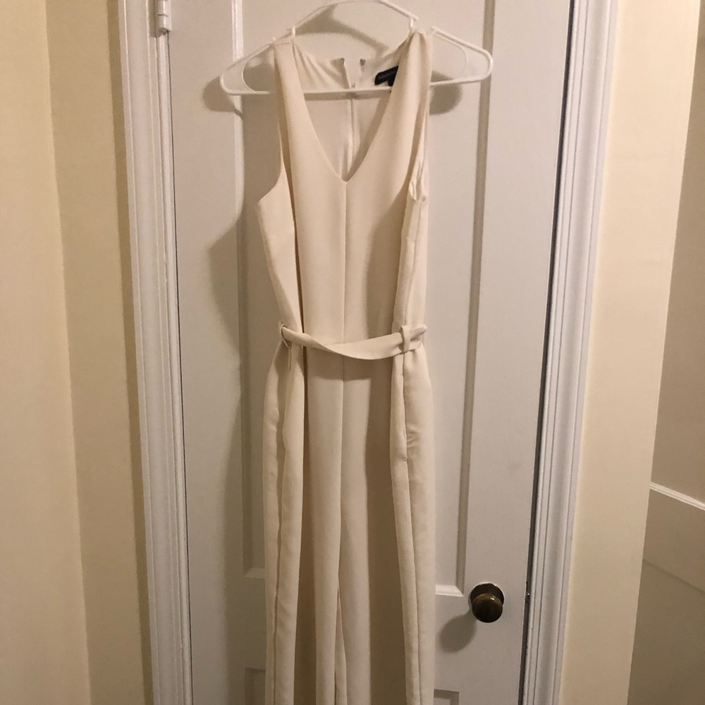 Banana Republic jumpsuit, worn once! Sz 2